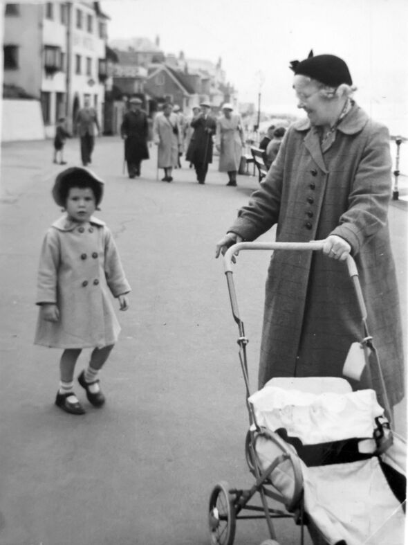 Maureen Paton as a child with her mother's foster sister