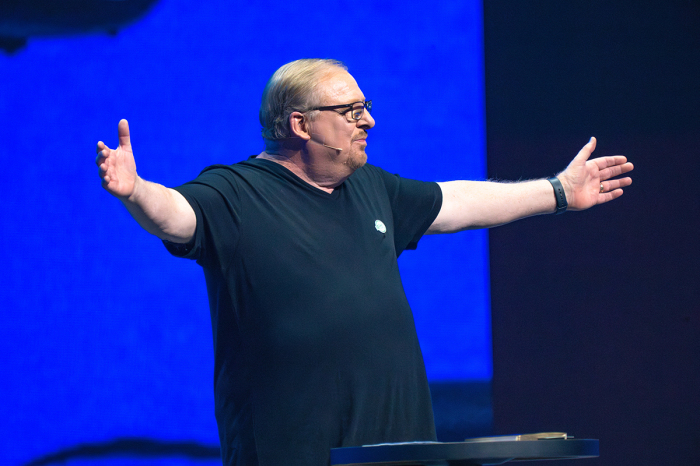 Rick Warren addresses thousands of delegates on the last day of the Fourth Lausanne Congress on World Evangelization in Incheon, South Korea, on Sept. 28, 2024.