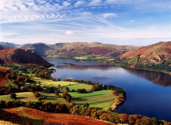 England, Cumbria, Lake District, Ullswater, elevated view