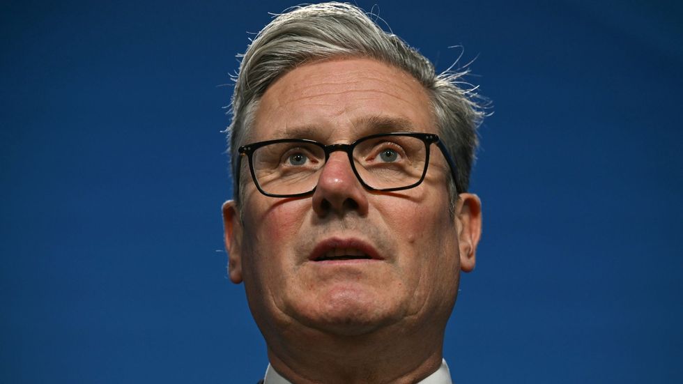 Keir \u200bStarmer risks putting 20,000 jobs at risk with his push for F-35 fighter jets