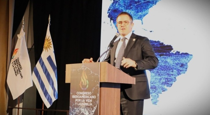 Travis Weber, vice president of policy and government affairs of the Family Research Council (FRC), shared the theme: 'Cooperation between Christian organizations in the defense of Christian values, the case of the FRC,' in the framework of the Ibero-American Congress for Life and Family. 