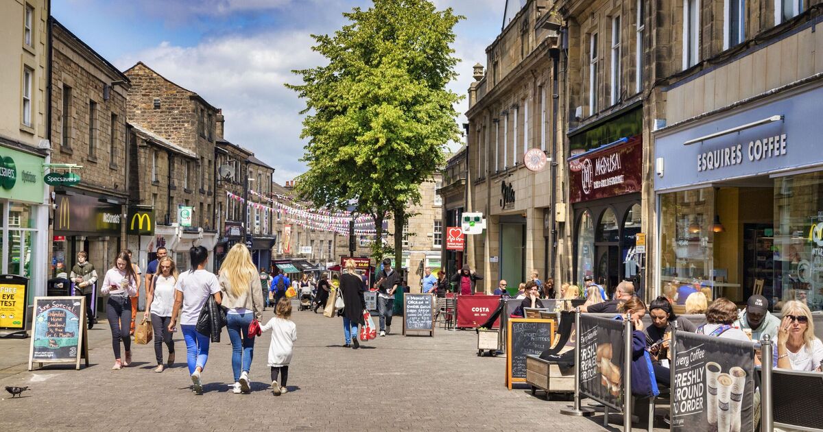 The pretty UK city with so many independents shops never close | UK | News