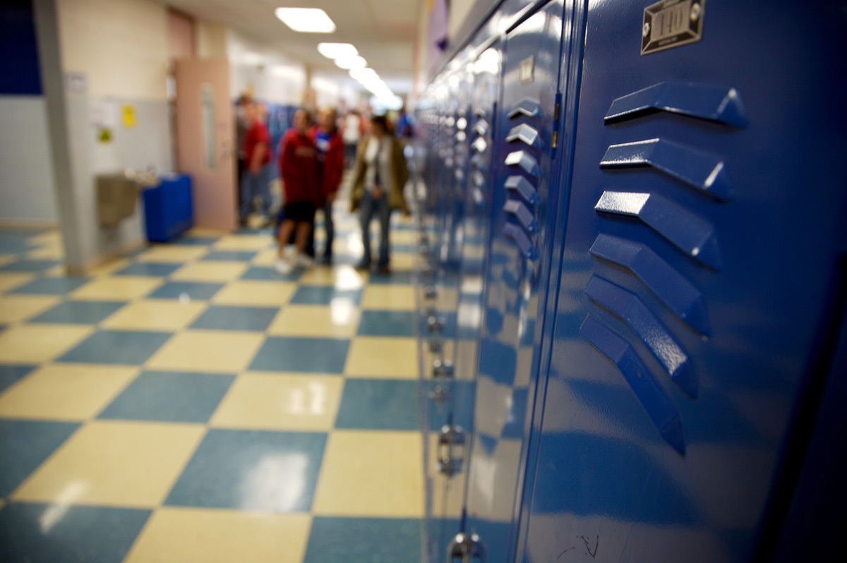 LCPS suspends boys who oppose girl in locker room; parents speak