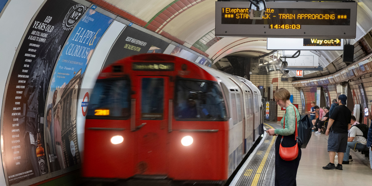 Fresh campaign launched to tackle 'nuisance' passengers blasting music on public transport