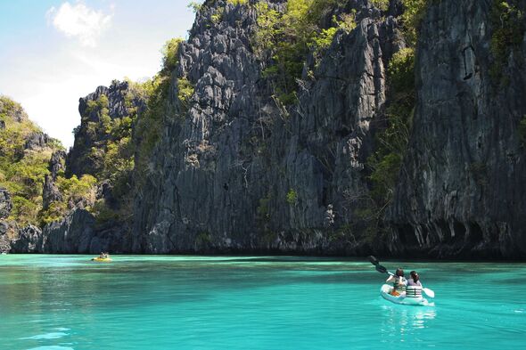 el nido kayak adventure holiday philippines
