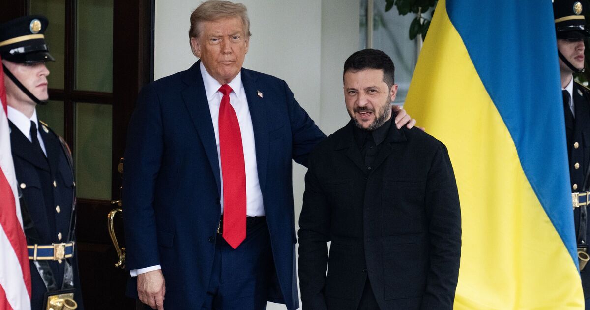Hidden sign of tension in Trump's crunch Zelensky meeting spotted by b | World | News
