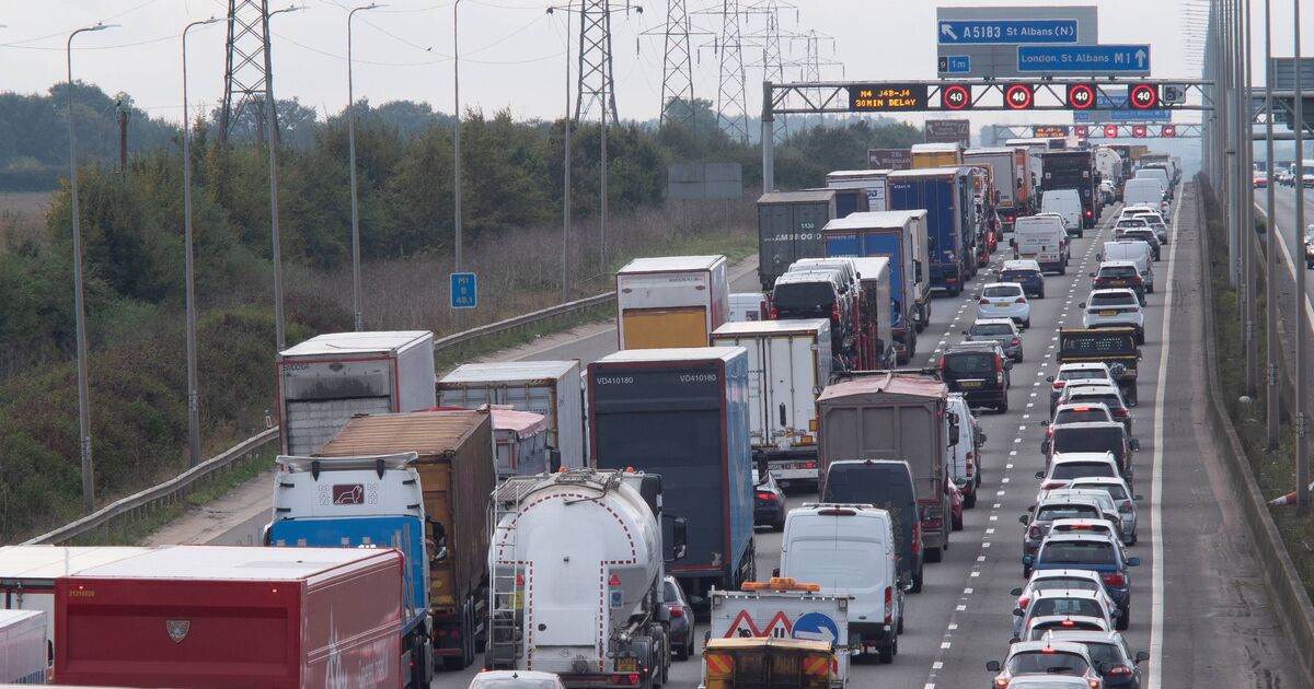 UK drivers handed urgent August bank holiday getaway warning | UK | News