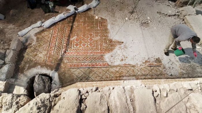 A mosaic attesting to the great wealth and prosperity of the ancient Samaritan community has been uncovered in Kafr Qasim.