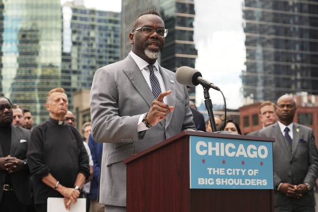 Bodies Pile Up in Chicago Over Holiday Weekend As Anti-Trumpers Pritzker, Johnson Preen for the Cameras – RedState