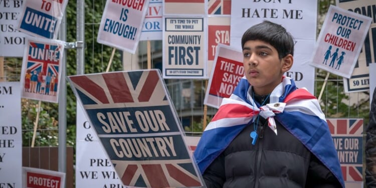 Church leaders condemn co-option of the cross in ‘Unite the Kingdom’ rallies