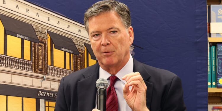 Comey Charges Reportedly Looming Days After Prosecutor With Family Ties to Ex-FBI Chief Resigns