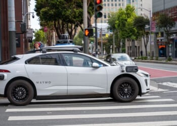 Driverless car avoids ticket for illegal U-turn