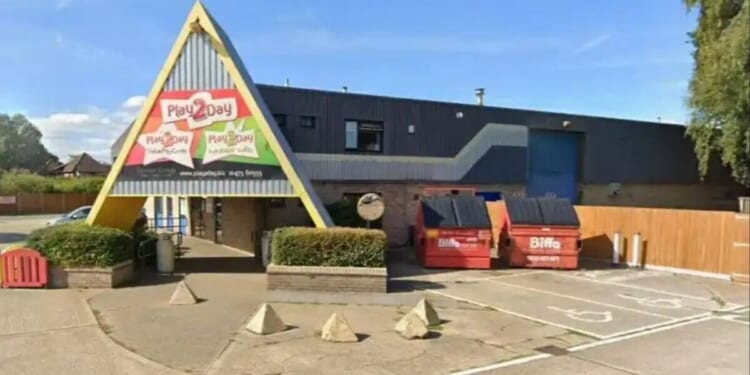 Horror as man dies after plunging through UK play centre's skylight | UK | News