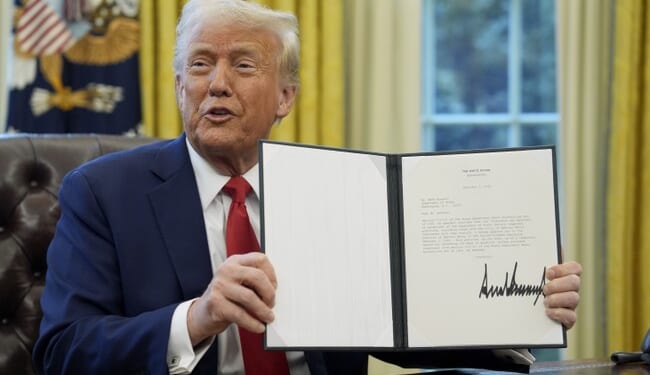 Kids Fighting Cancer Steal Show From Trump During Major Oval Office Announcement – RedState