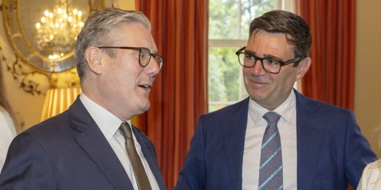 Labour civil war as Andy Burnham blasted for taking ‘pot shots’ at Keir Starmer | Politics | News