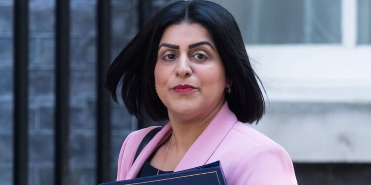 Labour conference LIVE: Shabana Mahmood hit by blow ahead of major speech | Politics | News