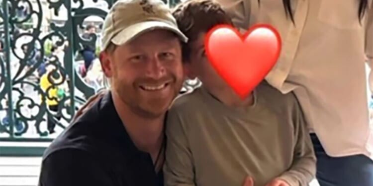 Prince Harry's team issues statement after rumour about Archie | Royal | News