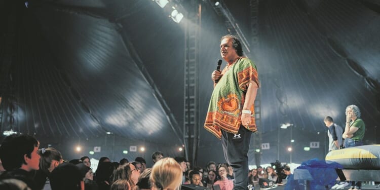 Report on Soul Survivor calls for ‘healthy scepticism’ about signs and wonders