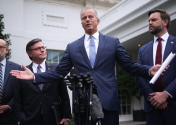 Republicans Slam Dems for Taking ‘Federal Government as a Hostage’ as Shutdown Looms