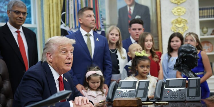 Trump Orders Use of AI to Cure Childhood Cancer