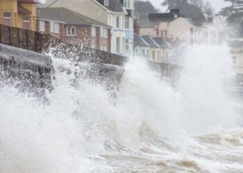 UK weather maps show 603-mile Atlantic storm blast crashing into Britain | Weather | News