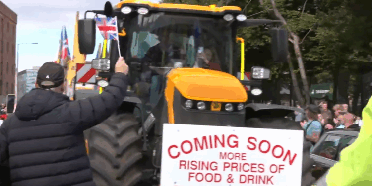 Watch as ENORMOUS tractor descends on Labour Conference in Inheritance tax protest