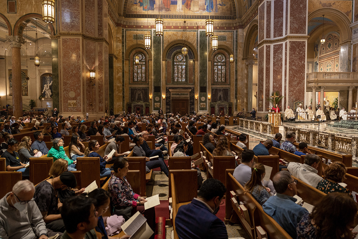 Man arrested at DC church had 200 homemade explosives, manifesto
