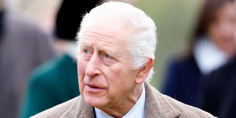 King's 'hands are tied' after 'damning' Prince Andrew email to Jeffrey Epstein, expert says