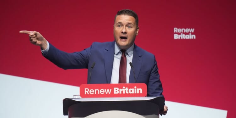 Wes Streeting accuses BMA members of ‘dangerous extremism’ after urging GPs to flood A&Es with patients