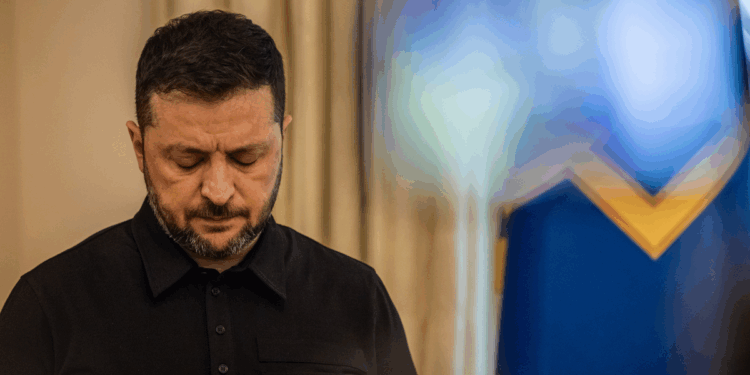 Three quarters of Ukrainians 'want President OUSTED' after war