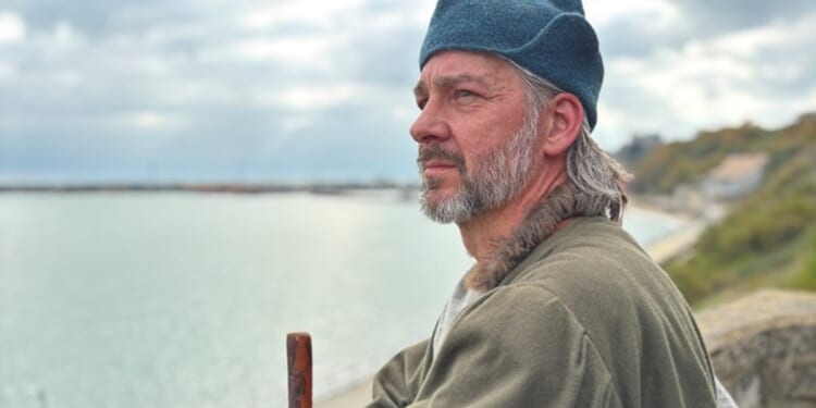 Devon priest completes pilgrimage in full medieval costume