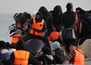 Migrant crisis: Ten freebies given to asylum seekers awaiting deportation