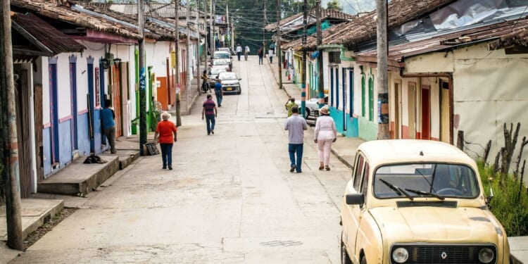 Colombian pastor told to leave after council ultimatum