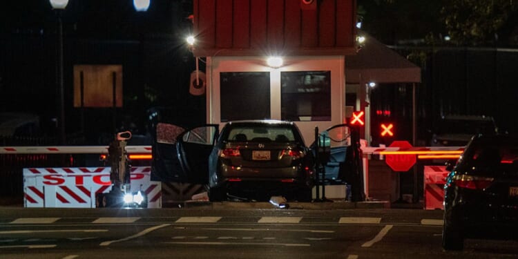 Man Arrested After Crashing Into Secret Service Security Gate Outside White House