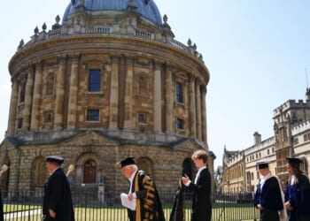 Oxford University hands out DOUBLE as many places to underperforming black students as white ones