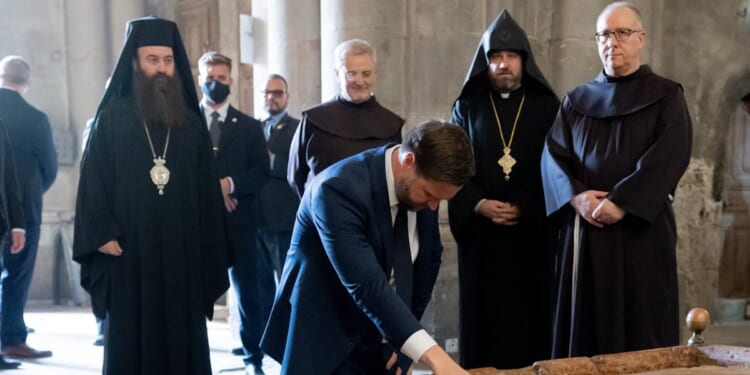 JD Vance Visits The Site Of Jesus Christ’s Death And Burial In Jerusalem