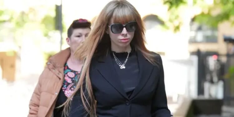 Female prison officer, 23, 'had sex with convicted robber' | UK | News