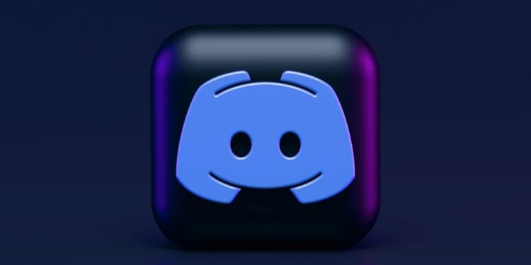 Roblox, Discord sued after 13-year-old girl dies by suicide