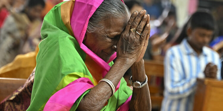 2 reasons why we must pray for persecuted Christians