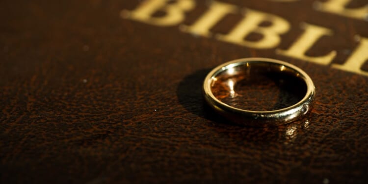 Abuse suffered by divorced clergy spouses ‘not taken seriously’ by the Church, survey suggests