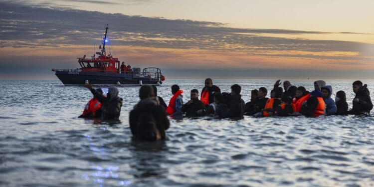 Britain eyes security treaty with European nation to slash illegal migration | UK | News