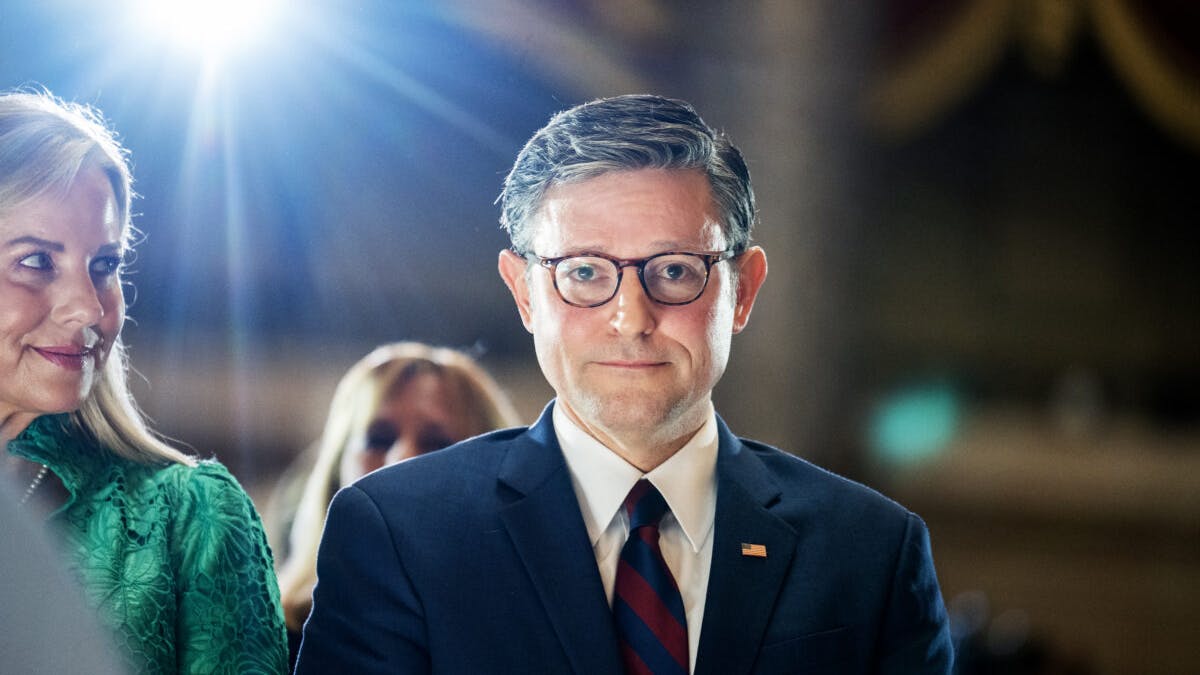 CNN Pollster Shocked As GOP Gets Shutdown ‘Bump’