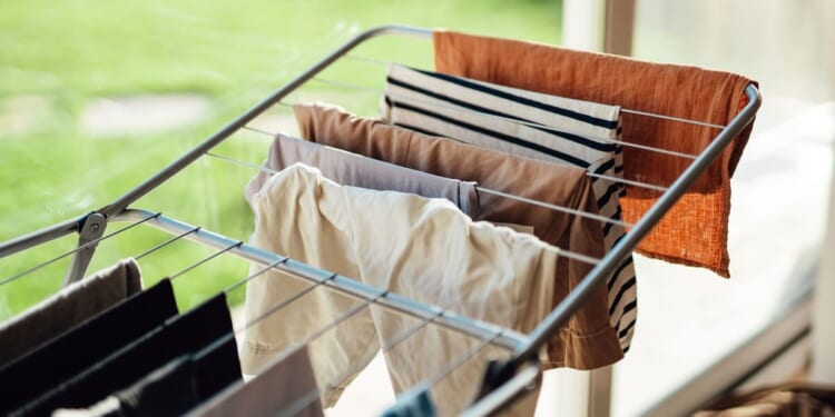 Clothes will dry faster indoors this autumn using 1 household item - no heating | UK | News