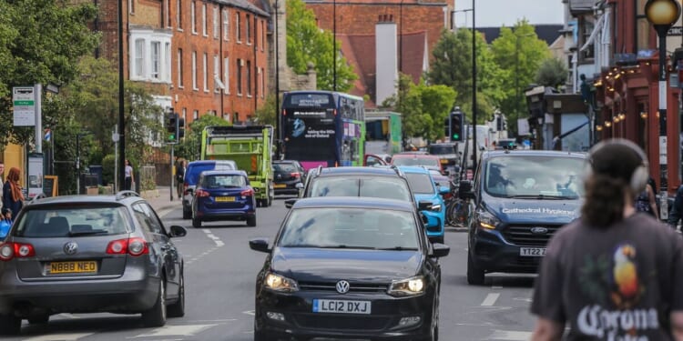 Council urged to axe hated £5 daily charge just days after launch | UK | News