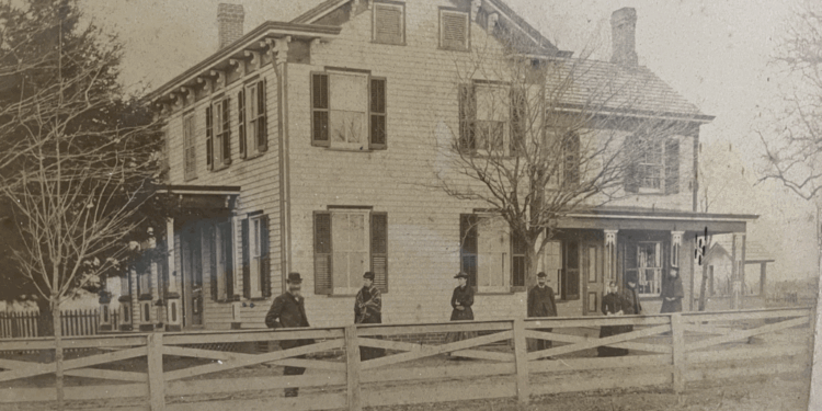 Cranbury, New Jersey tentatively agrees to not seize 175-year-old family farm