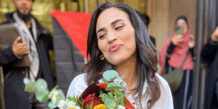 Doctor who made 'slit throat' gesture towards Jews to face second tribunal after being allowed to keep job