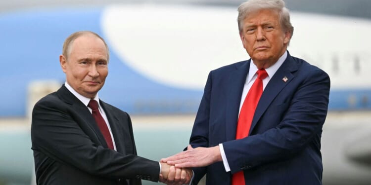 Donald Trump 'dragged kicking & screaming into realising he can't trust Vladimir Putin' | UK | News