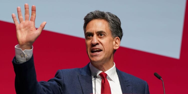 Ed Miliband humiliated as Labour donor slams plan: 'Massive mistake' | Politics | News
