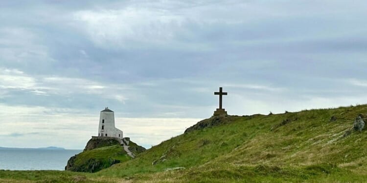 Election of next Bishop of Bangor postponed