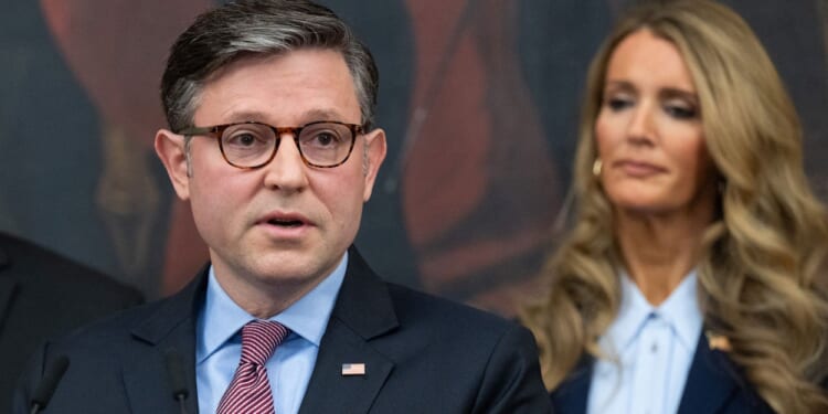 Government Shutdown Dragging Down Economy, SBA Chief Warns